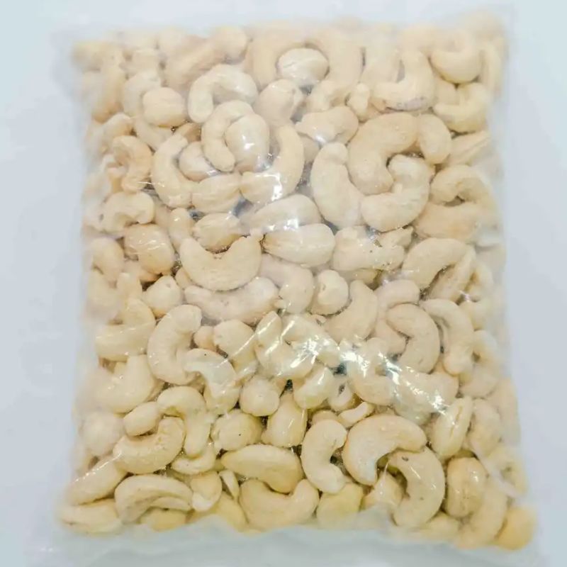 kaju (half kg)